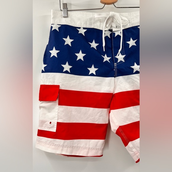 Walnut & 39 swim shorts - Picture 2 of 3